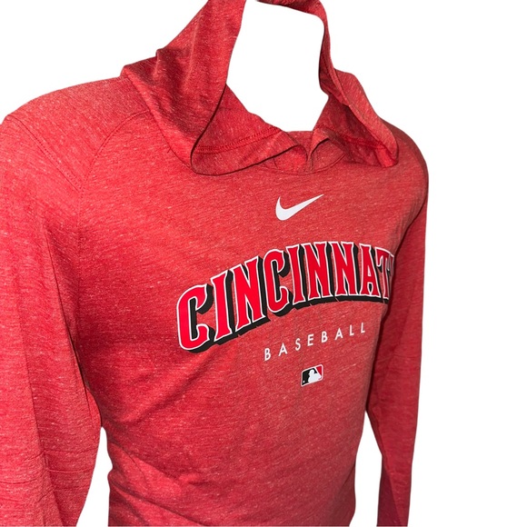 Cincinnati Reds Nike Authentic Collection Performance Pullover Hoodie - Picture 7 of 8